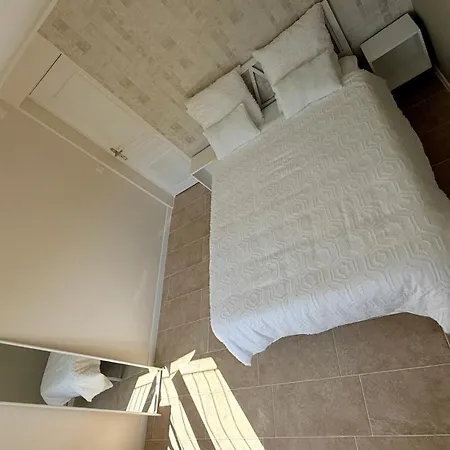 Elegant Family Apartment, Sublime Turquoise & Golden * Billere